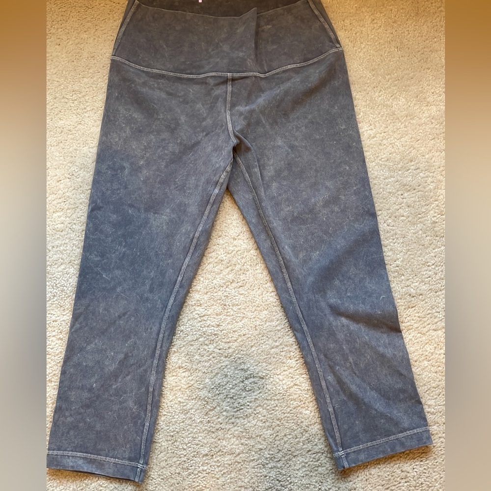 Lululemon Wunder Under sz.10
